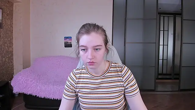 Ksuhesa online show from 04/04/26, 01:01