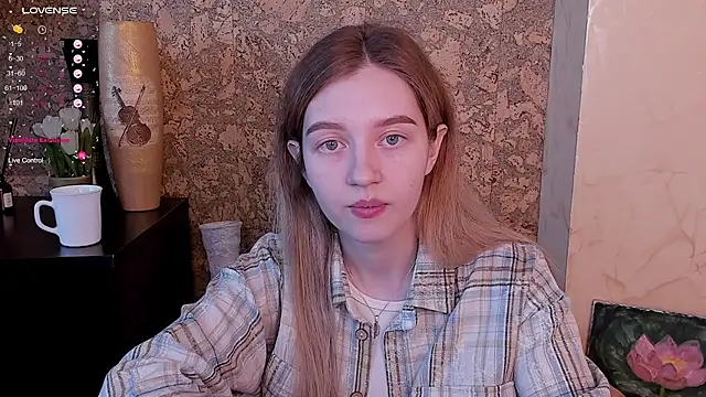 Ksuhesa online show from 03/22/25, 10:28