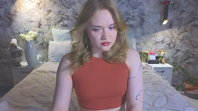 Aurora Golden1 online show from 04/13/26, 03:21