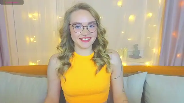 Aurora Golden1 online show from 02/17/25, 04:17