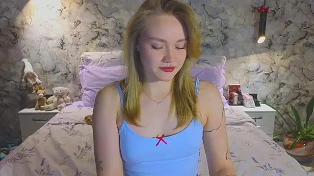 Aurora Golden1 online show from 01/11/26, 04:36