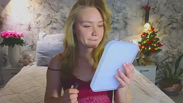 Aurora Golden1 online show from 01/06/26, 08:46