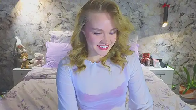 Aurora Golden1 online show from 01/13/26, 04:44