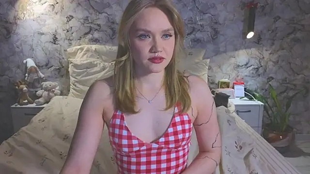 Aurora Golden1 online show from 02/26/26, 05:02