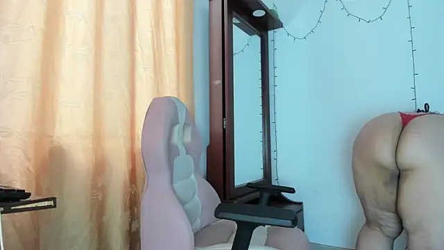 jessica hot 28 online show from 11/17/25, 06:01