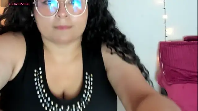 jessica hot 28 online show from 09/17/25, 04:42