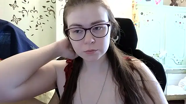 LucyZeph online show from 02/11/25, 11:20