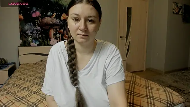 AlisaBacker online show from 12/02/25, 02:19