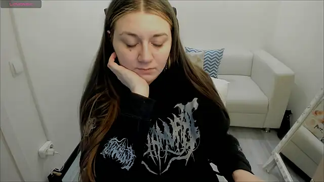 AlisaBacker online show from 01/29/25, 09:23