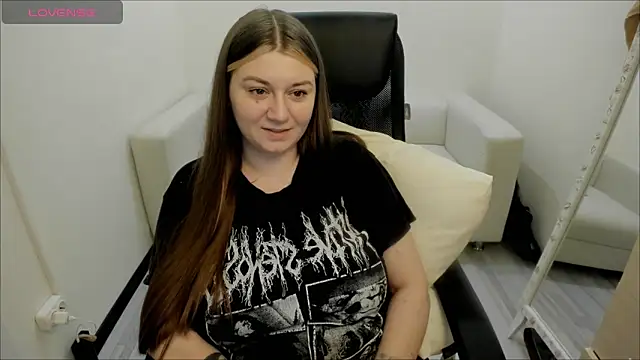 AlisaBacker online show from 01/16/25, 02:41