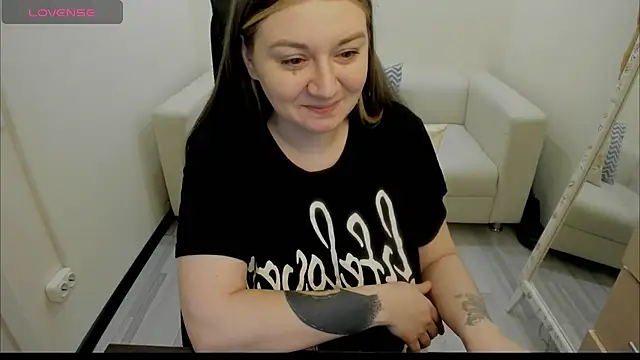 AlisaBacker online show from 01/23/25, 08:46