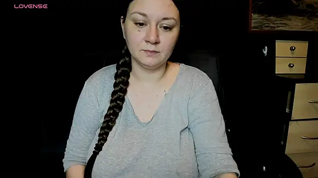 Snapshot of AlisaBacker chatting on 07/13/26, 10:09 AlisaBacker online show from 07/13/26, 10:09