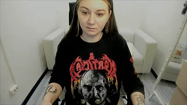 AlisaBacker online show from 03/20/25, 04:31