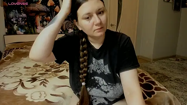 AlisaBacker online show from 11/25/25, 06:30