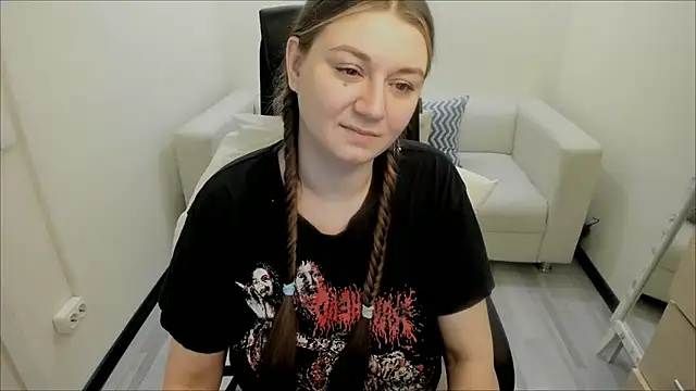 AlisaBacker online show from 02/11/25, 10:28