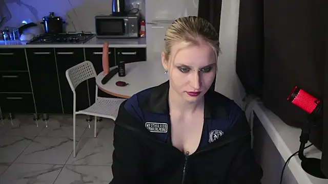 Snapshot of MertyXX chatting on 02/22/26, 10:11 MertyXX online show from 02/22/26, 10:11