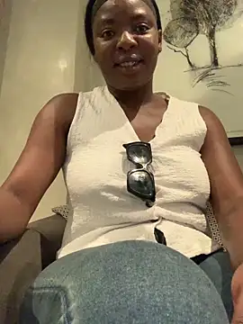 Ass-Queen online show from 12/17/25, 11:26