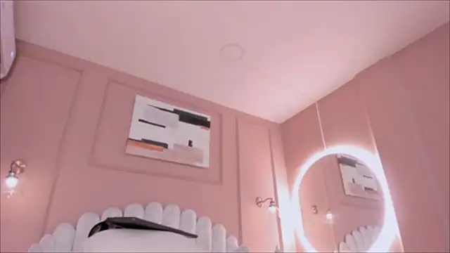 lia ass  online show from 09/12/25, 10:48