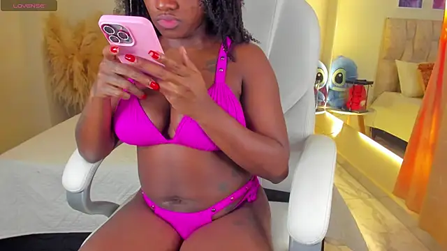 Snapshot of Ananya_Kay01 chatting on 07/19/26, 01:30 Ananya Kay01 online show from 07/19/26, 01:30