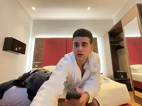 cubalibre02 online show from 11/29/25, 04:40