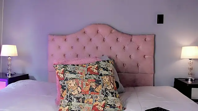 Ezraa1 online show from 10/02/25, 05:27