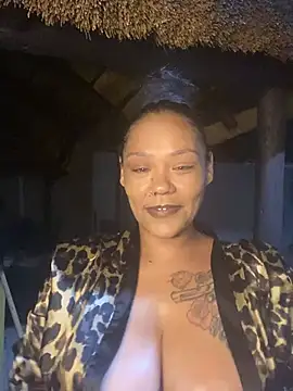 SEXYPRADAxx11 online show from 04/01/26, 08:17