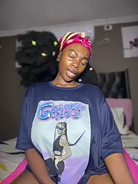 Candy-Heart online show from 03/02/26, 09:55