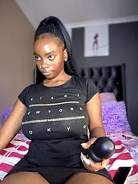 Candy-Heart online show from 11/13/25, 11:58