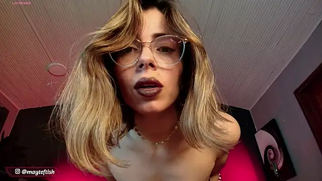 Snapshot of MyMayte chatting on 05/11/26, 04:04 MyMayte online show from 05/11/26, 04:04