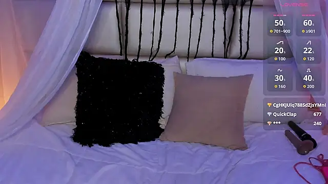 Snapshot of kristen_kassi chatting on 10/26/25, 07:20 kristen kassi online show from 10/26/25, 07:20