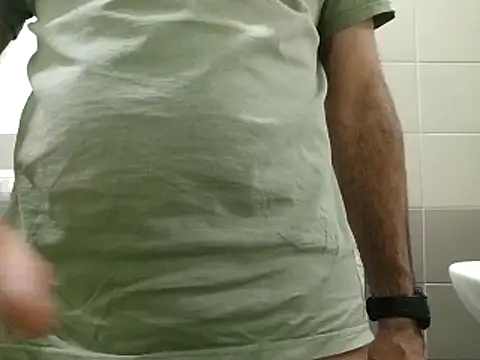 Snapshot of 3e77o chatting on 02/05/26, 08:59 3e77o online show from 02/05/26, 08:59