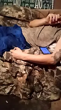 Snapshot of hothippie420 chatting on 12/19/24, 02:12 hothippie420 online show from 12/19/24, 02:12