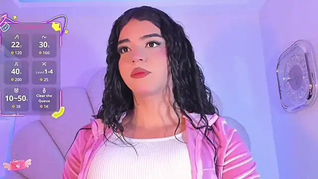 Summer walkerr online show from 11/23/25, 12:37