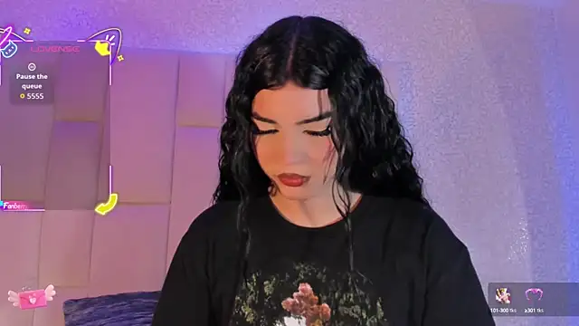 Summer walkerr online show from 09/09/25, 12:47