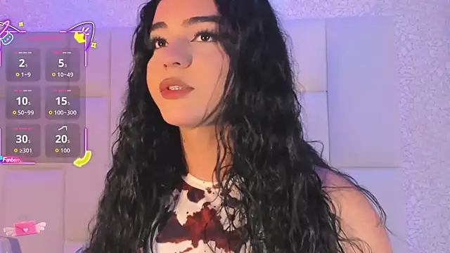 Summer walkerr online show from 11/08/25, 12:42