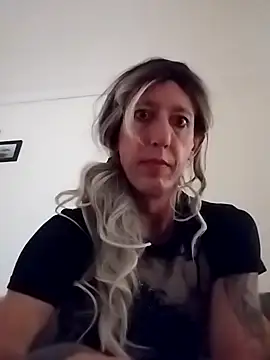 AlexiaXXL online show from 03/10/26, 01:42