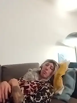 AlexiaXXL online show from 12/21/25, 07:10