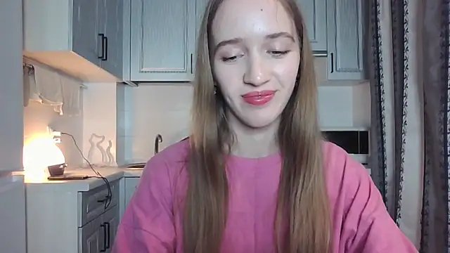 leslie my lovee online show from 09/14/25, 08:09