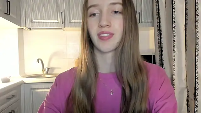 leslie my lovee online show from 12/13/25, 08:04