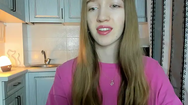 leslie my lovee online show from 11/28/25, 05:18