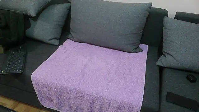 Snapshot of DickStaza chatting on 01/17/26, 12:04 DickStaza online show from 01/17/26, 12:04