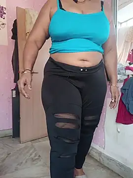 Snapshot of Ivy-09 chatting on 02/12/26, 06:24 Ivy-09 online show from 02/12/26, 06:24