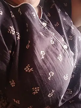 Ivy-09 online show from 03/17/26, 07:22