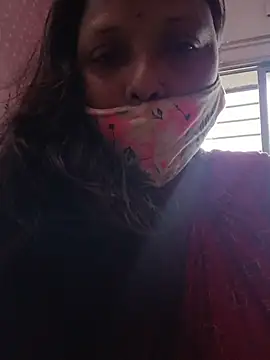 Snapshot of Ivy-09 chatting on 02/18/26, 10:33 Ivy-09 online show from 02/18/26, 10:33