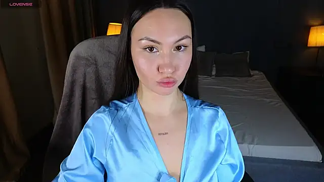 Snapshot of GIGI_BENNET chatting on 02/19/25, 08:22 GIGI BENNET online show from 02/19/25, 08:22