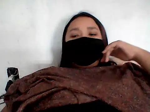 Snapshot of ArisaGonzalez chatting on 12/07/24, 05:26 ArisaGonzalez online show from 12/07/24, 05:26