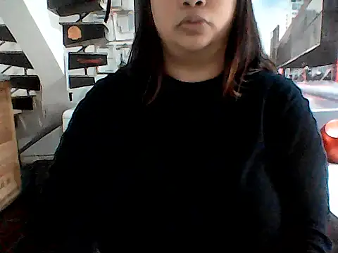 Snapshot of ArisaGonzalez chatting on 12/15/24, 12:06 ArisaGonzalez online show from 12/15/24, 12:06