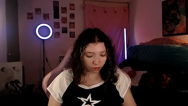 AllyDonfort online show from 04/03/26, 01:23