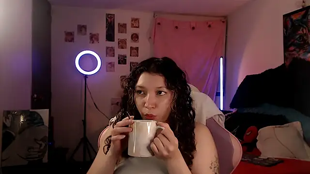 AllyDonfort online show from 06/11/26, 03:03