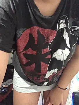 Snapshot of KesshoOppaii chatting on 02/05/25, 02:29 KesshoOppaii online show from 02/05/25, 02:29